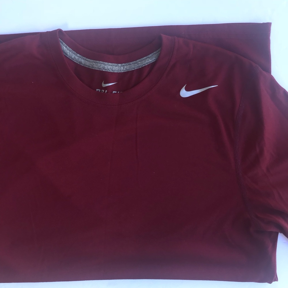 Nike Men’s DRI-Fit Shirt 100% Polyester Sz M
